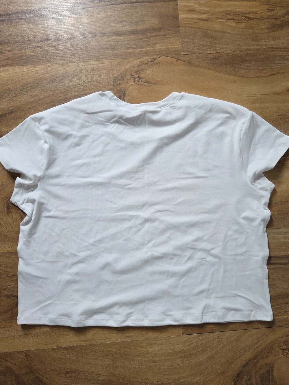 Dalavch Women's Short Sleeve Athletic Loose Fit Crop Top - BRAND NEW